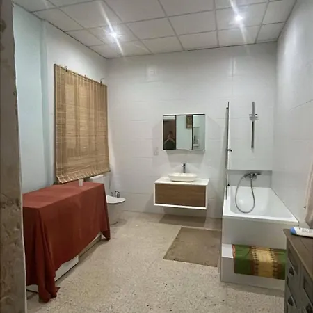 Master With Kingsize Bed And Ensuite בית אירוח *